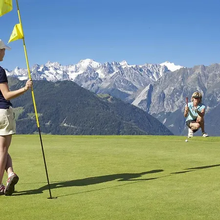 Studio Grands Ducs 222 アパート *